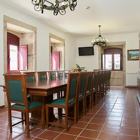 Alojamento de Acomodação e Pequeno-almoço Solar Dos Almeidas - Turismo De Habitacao